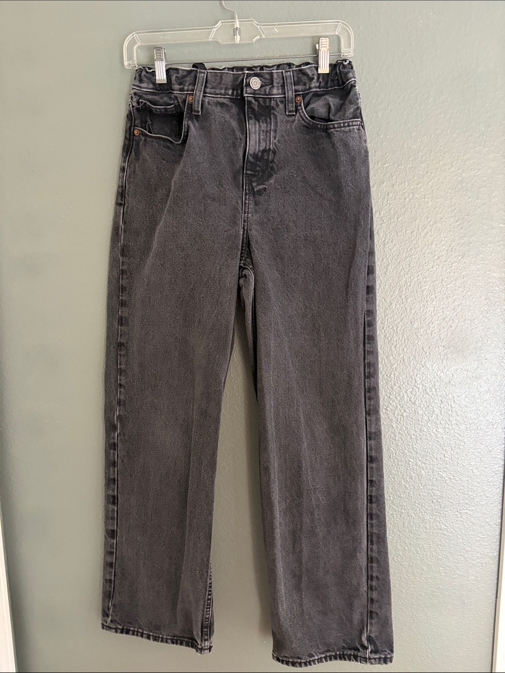 Old Navy Boys Charcoal Straight Jeans
Size 16